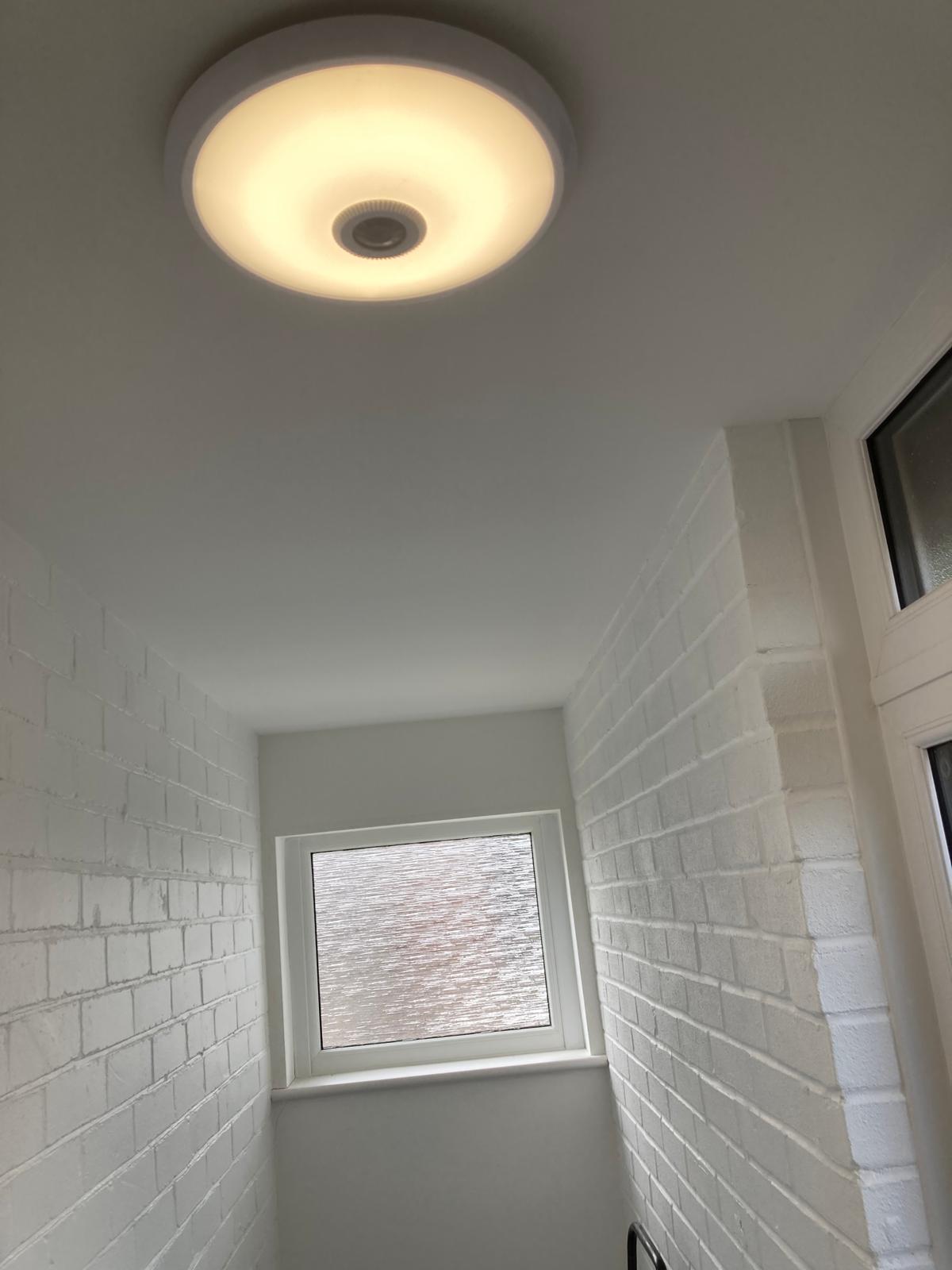 Painting and decorating by VW Building Services